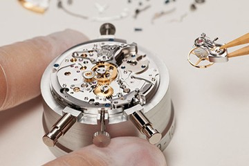 重庆卡地亚手表维修店位置