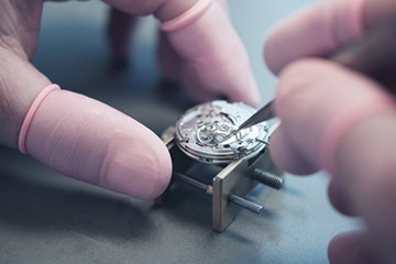 重庆卡地亚手表坏了去哪里官方售后维修